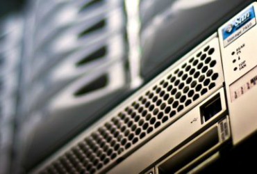 contOS dedicated server in India